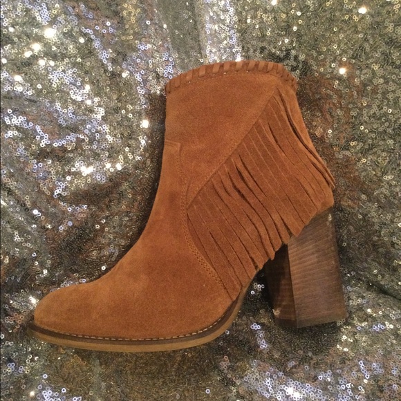 Chelsea Crew 🌼 Suede Fringe Booties Size 7 - Picture 7 of 10